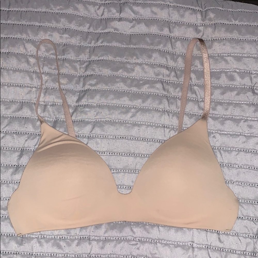 Victoria secret Tshirt bra